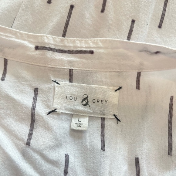 2/$30 Lou & Grey Loft White Gray Half Button Tunic Top Women's sz Large - Picture 7 of 8